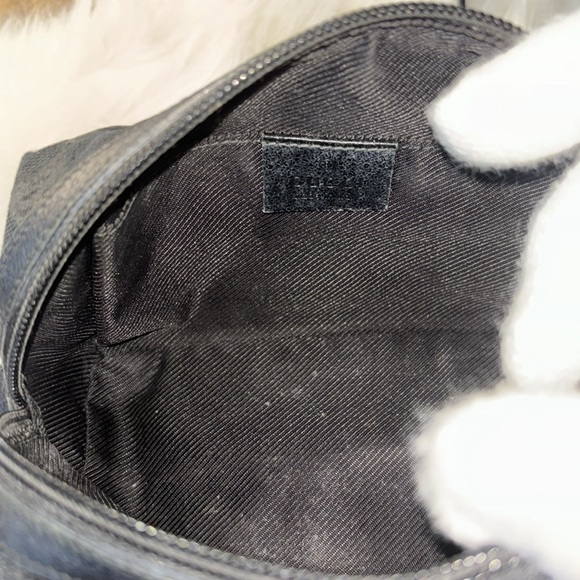 AUTHENTIC GUCCI BLACK MONOGRAM POUCH - Picture 8 of 11